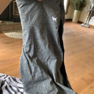 Pink yoga pants good condition